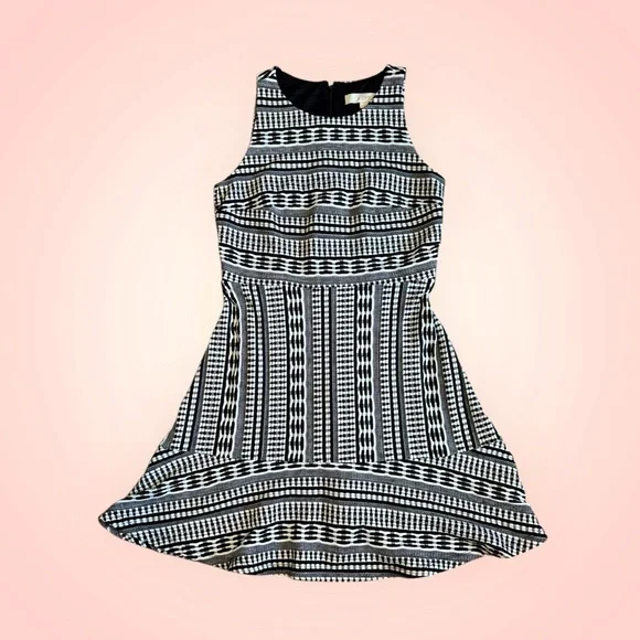 Like New Loft Dress - Picture 6 of 9